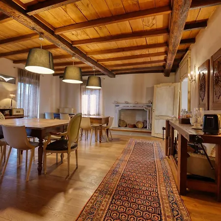 Viavai Bed & Breakfast